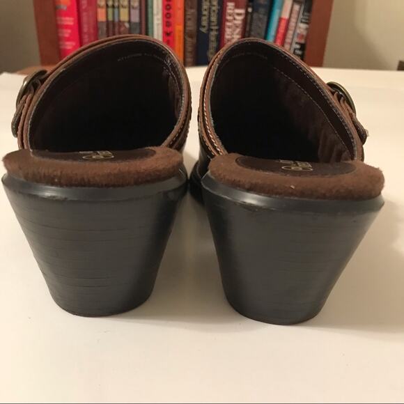 Natural Reflections Brown Clog Studded Buckle Slip On Mules - Picture 4 of 6